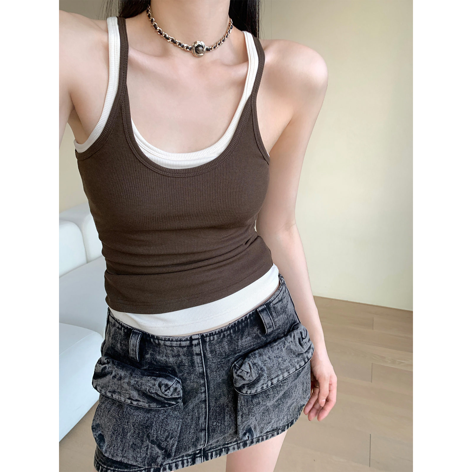 周淼ZHOUMIAO260G晴棉罗纹布加厚肩带包滚工艺工字背心ZM24B8252Z