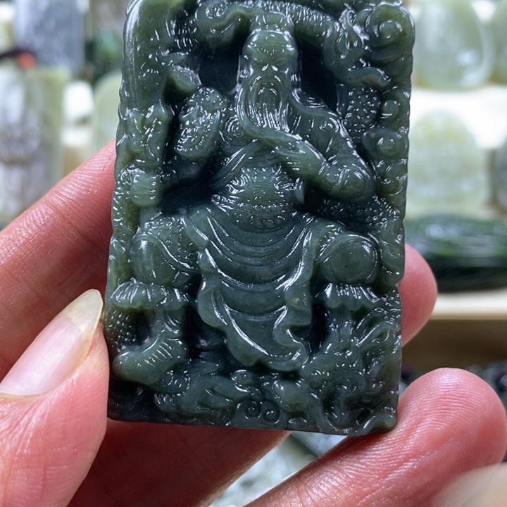 和田玉（青玉）颈饰未镶嵌
