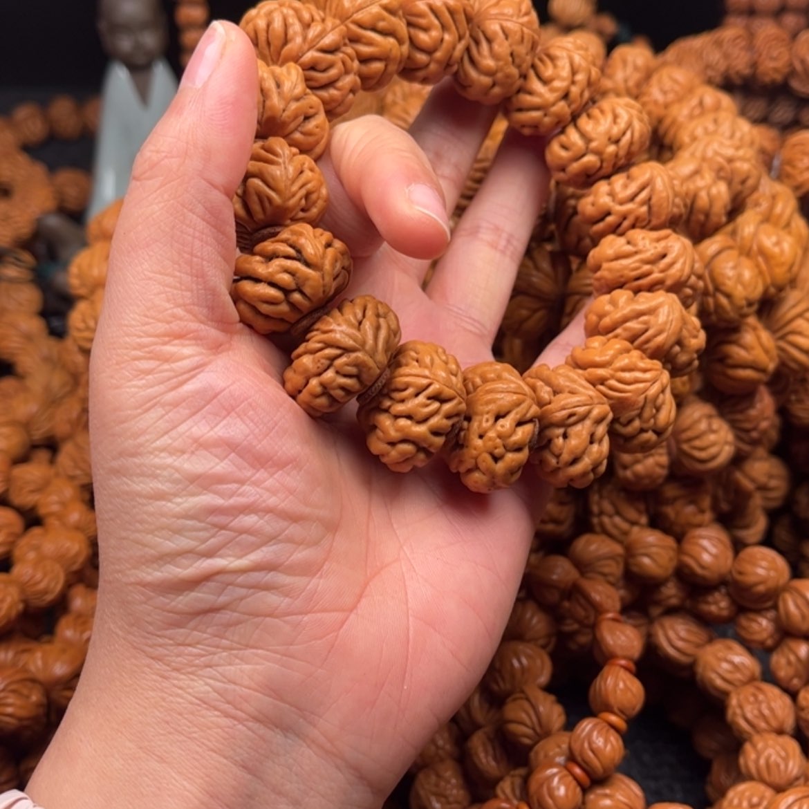 【闪购商品】桃核手串A****এc 8