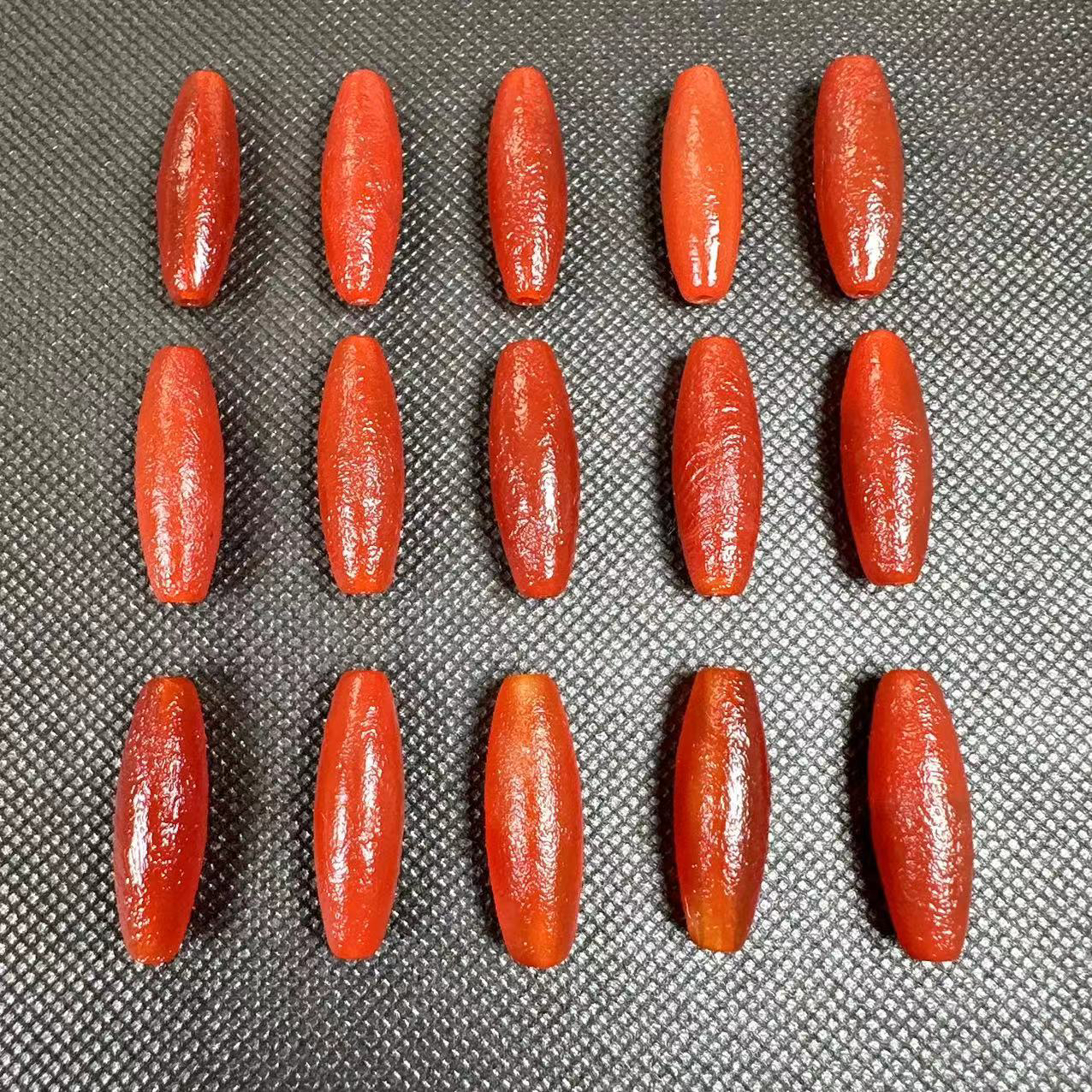 62 福利炸！深度包浆风化皮壳老气十足红玛瑙天珠仿老