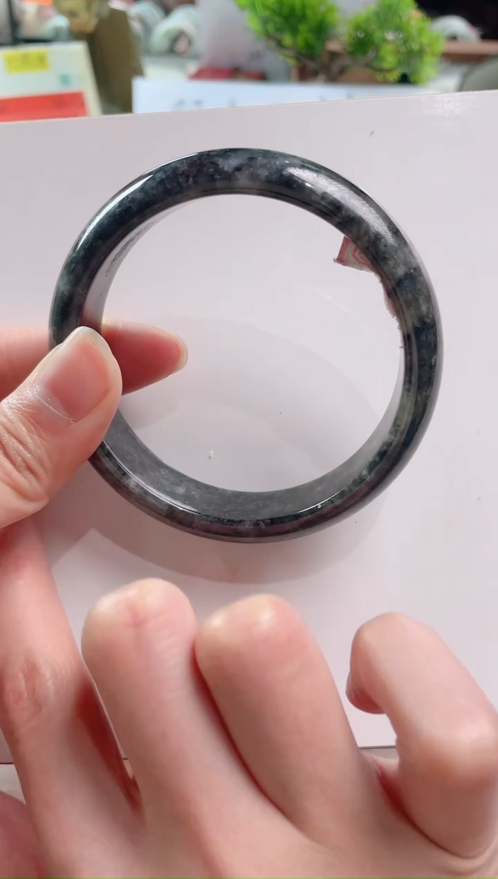 【闪购商品】翡翠手镯未镶嵌6666