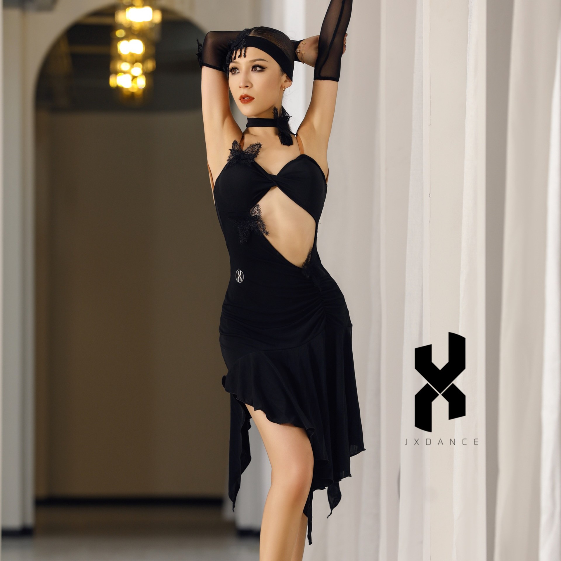 交叉抹胸不规则下摆吊带连衣裙JX361