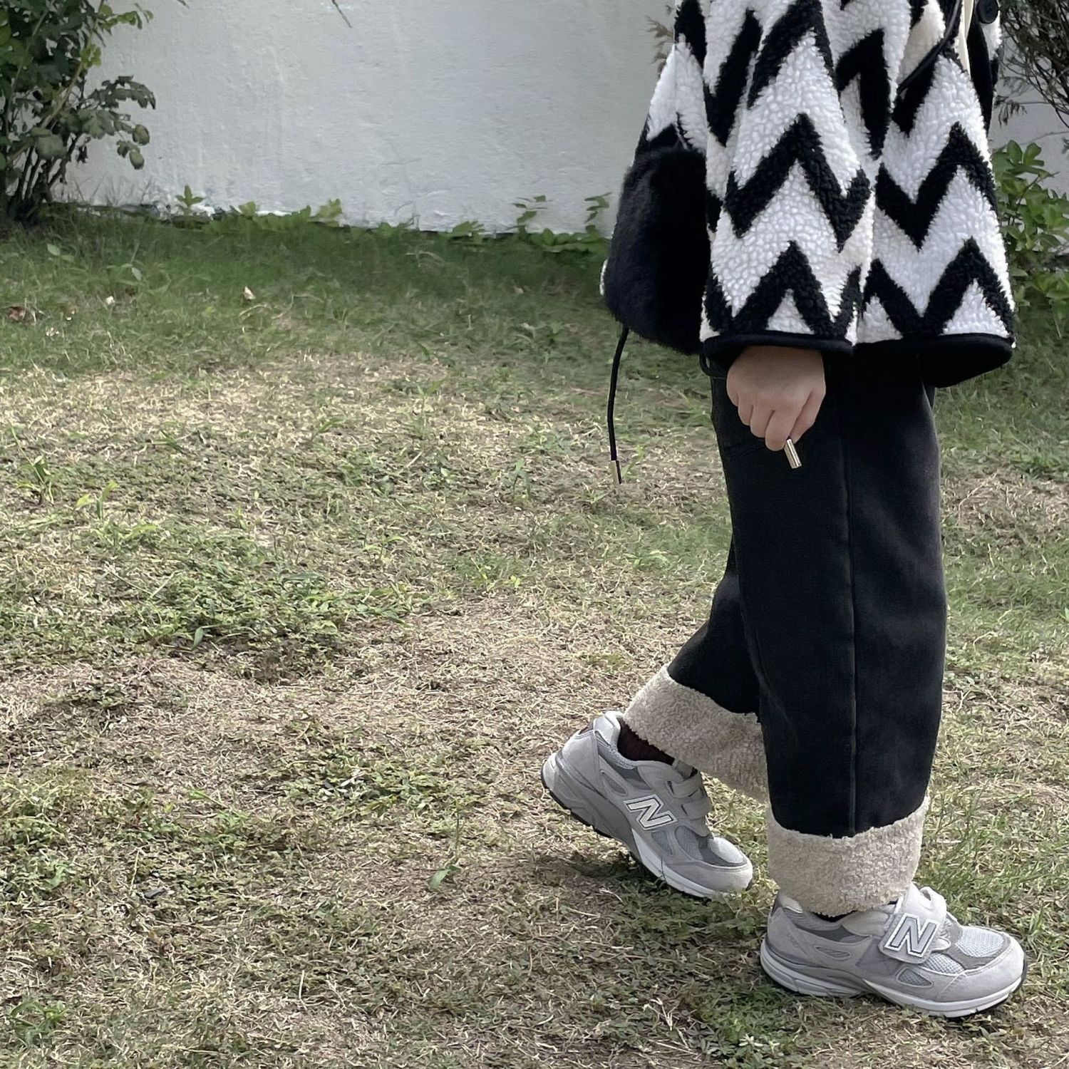 男女童宝宝冬韩版加厚一体绒直筒裤儿童毛毛边休闲牛仔裤黑色