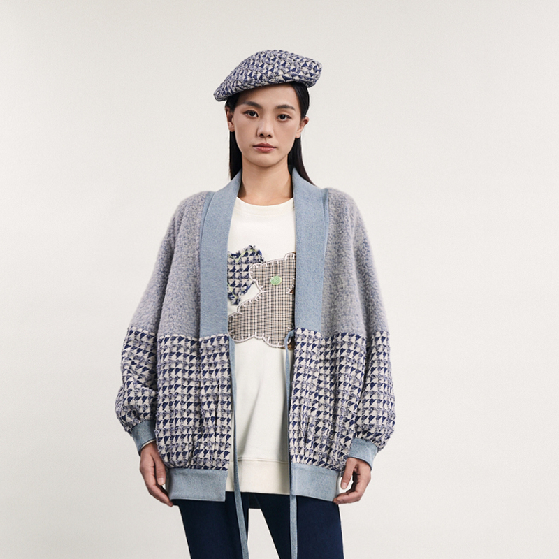 谜底中长款呢子大衣女2024春新款复古拼接感青果领毛呢241MD0095