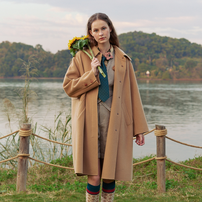 谜底中长款毛呢大衣2024春季新款极简风翻领大廓形外套241MD0126