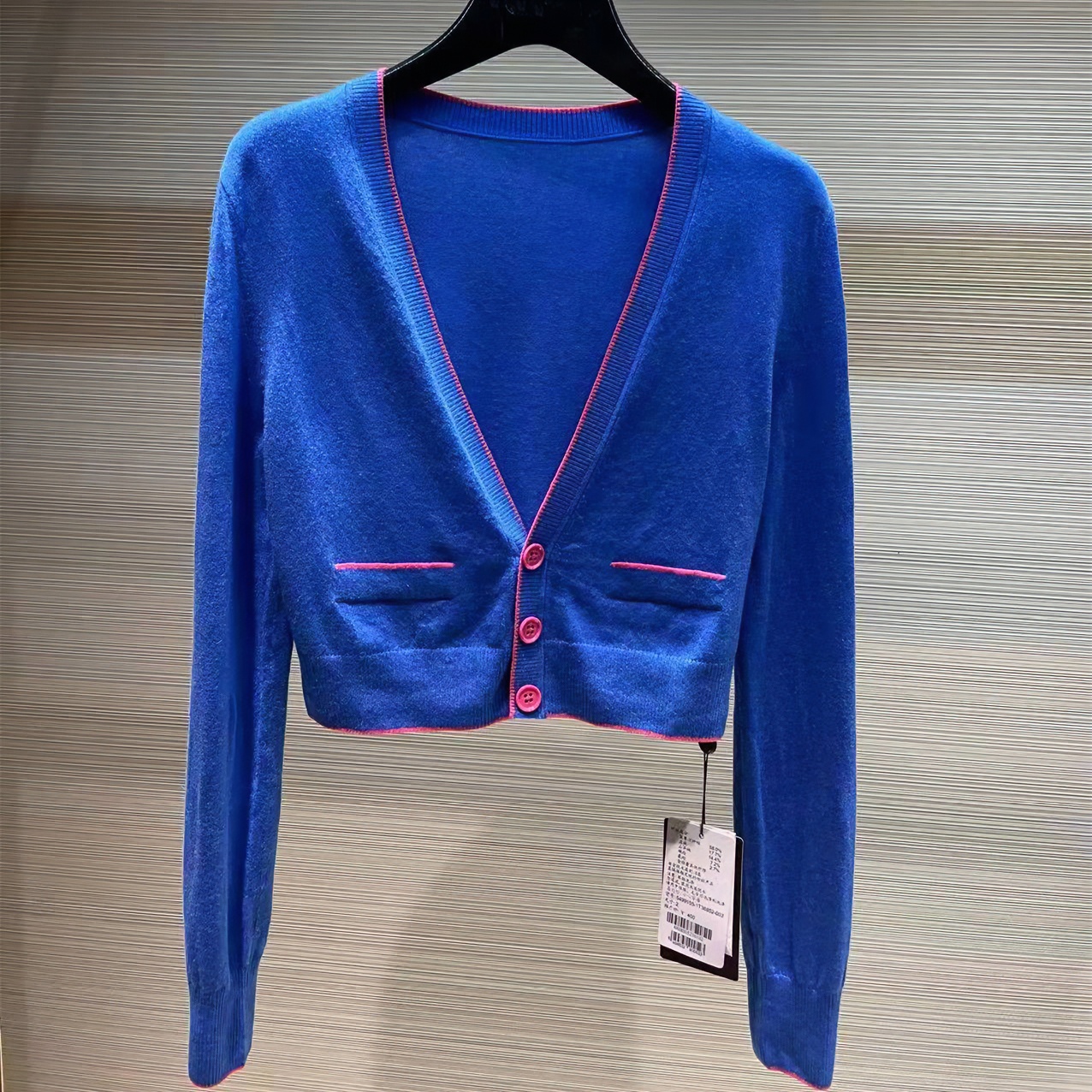 AMSSGIRD】女装2024春秋季修身糖果色百搭V领针织短外套女士开衫