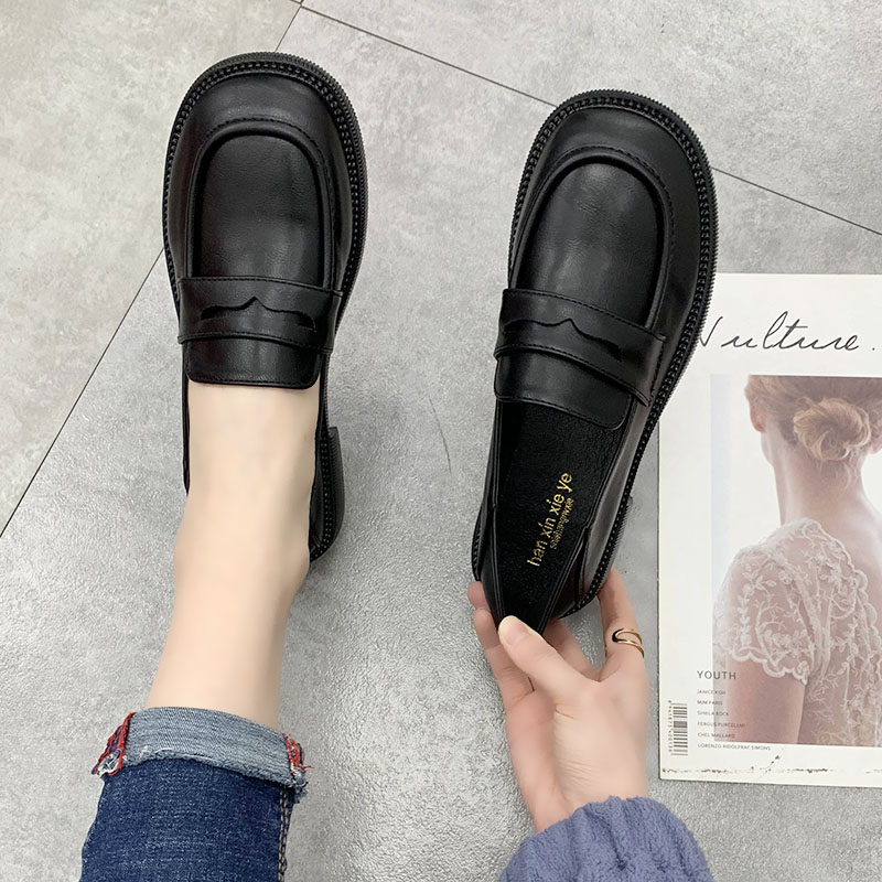 红蜻蜓牌新款断码平价小皮鞋女2023春夏新款百搭平跟圆头乐