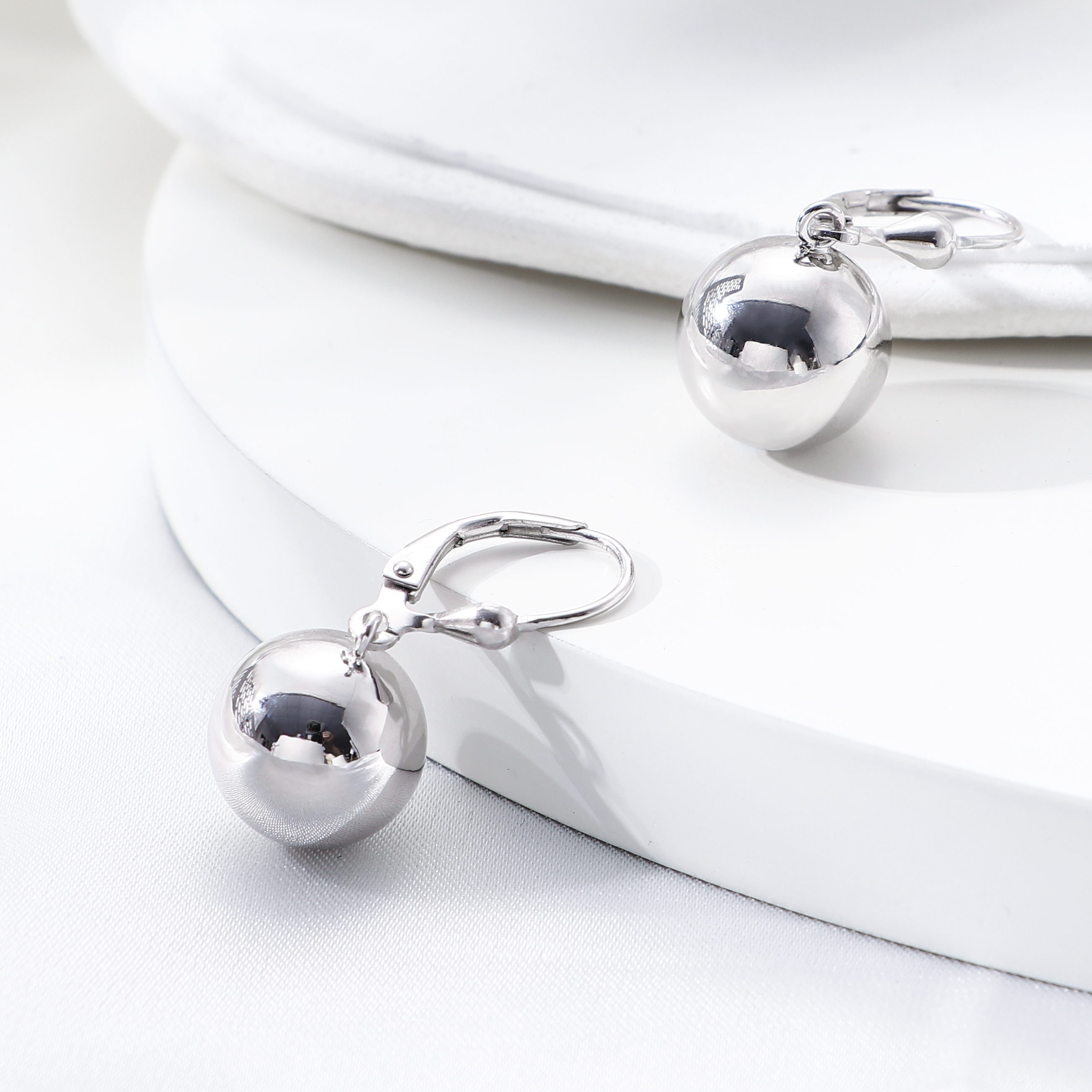 Tender Jinger 925银耳饰 意式极简轻奢银球耳扣时尚银耳饰