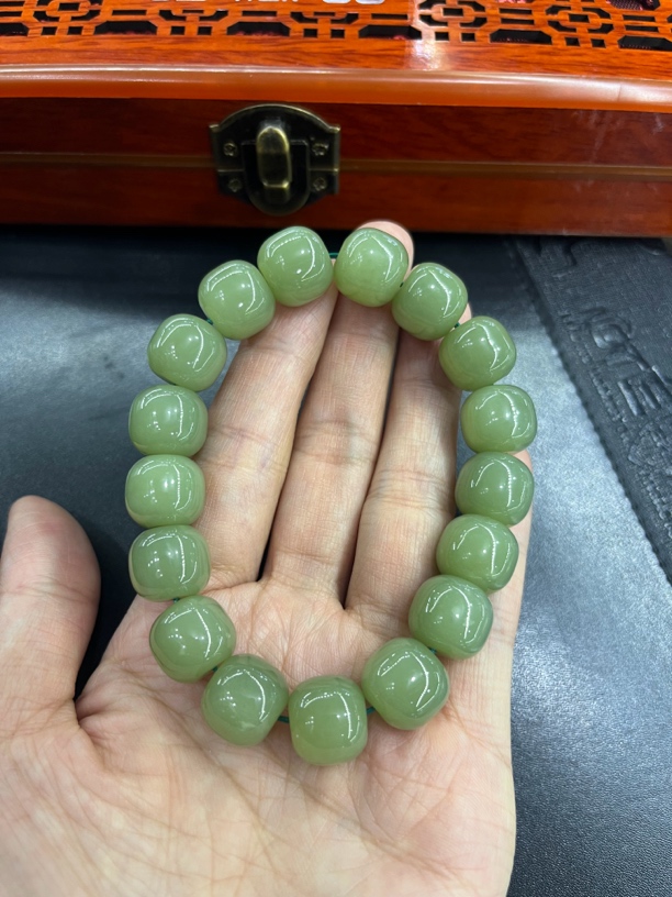 素圈老型黄口料经典玉手串单圈尺寸13*12mm