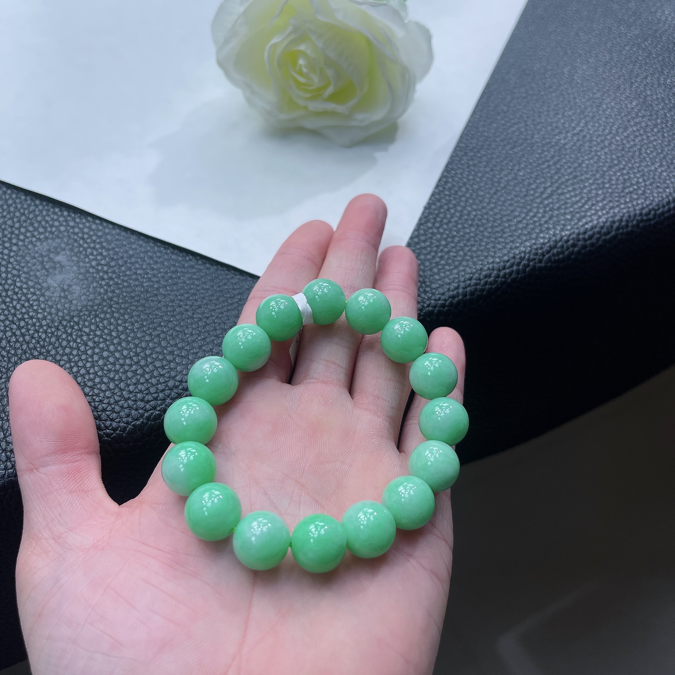 缅甸天然A货翡翠 正阳绿满色系大卡男士手串 尺寸12.8mm 数量16颗