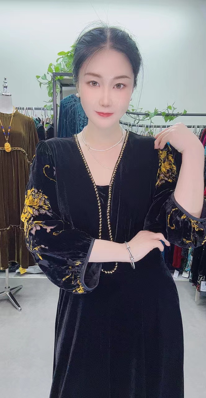 中老年桑蚕丝金色银色袖连衣裙大码