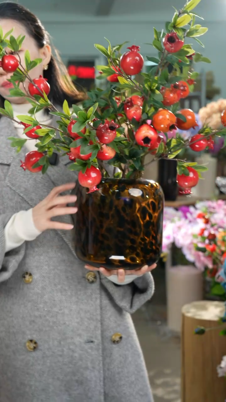 【闪购商品】琉璃花瓶n10