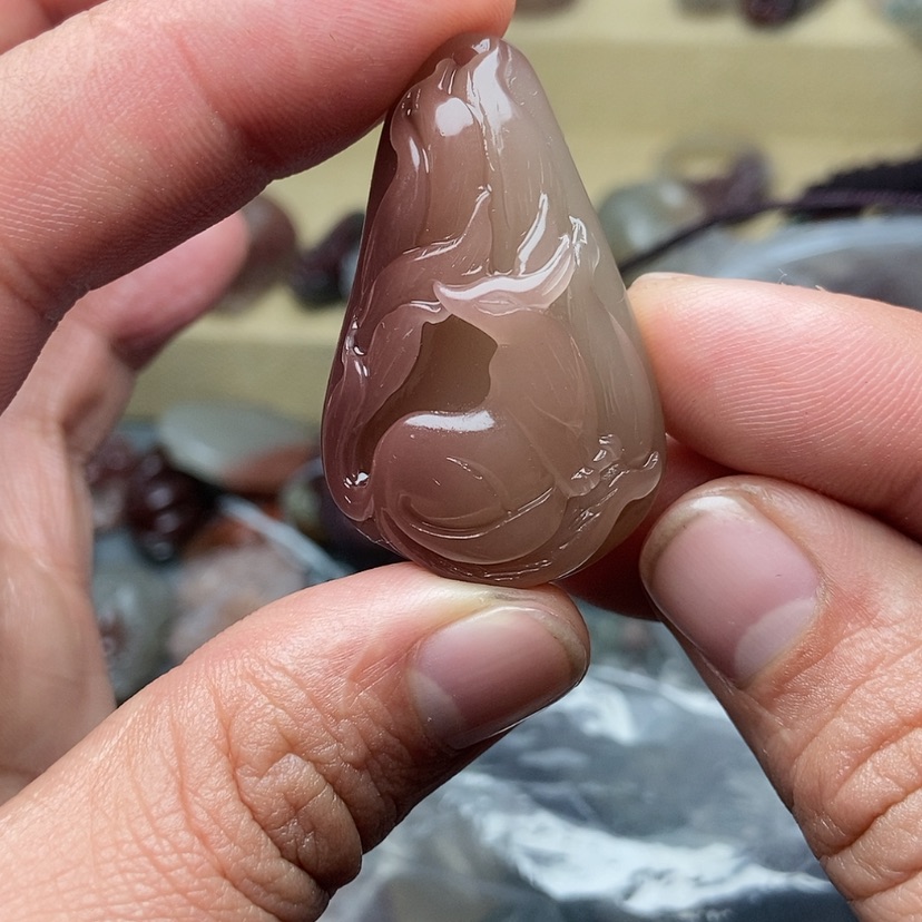 【闪购商品】玛瑙/玉髓颈饰未镶嵌我****?