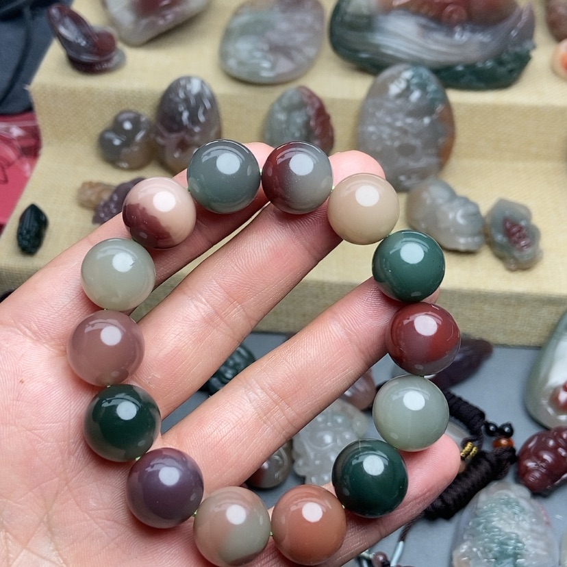 【闪购商品】玛瑙/玉髓颈饰未镶嵌隔***火