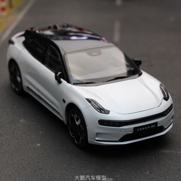 极氪001仿真合金汽车模型