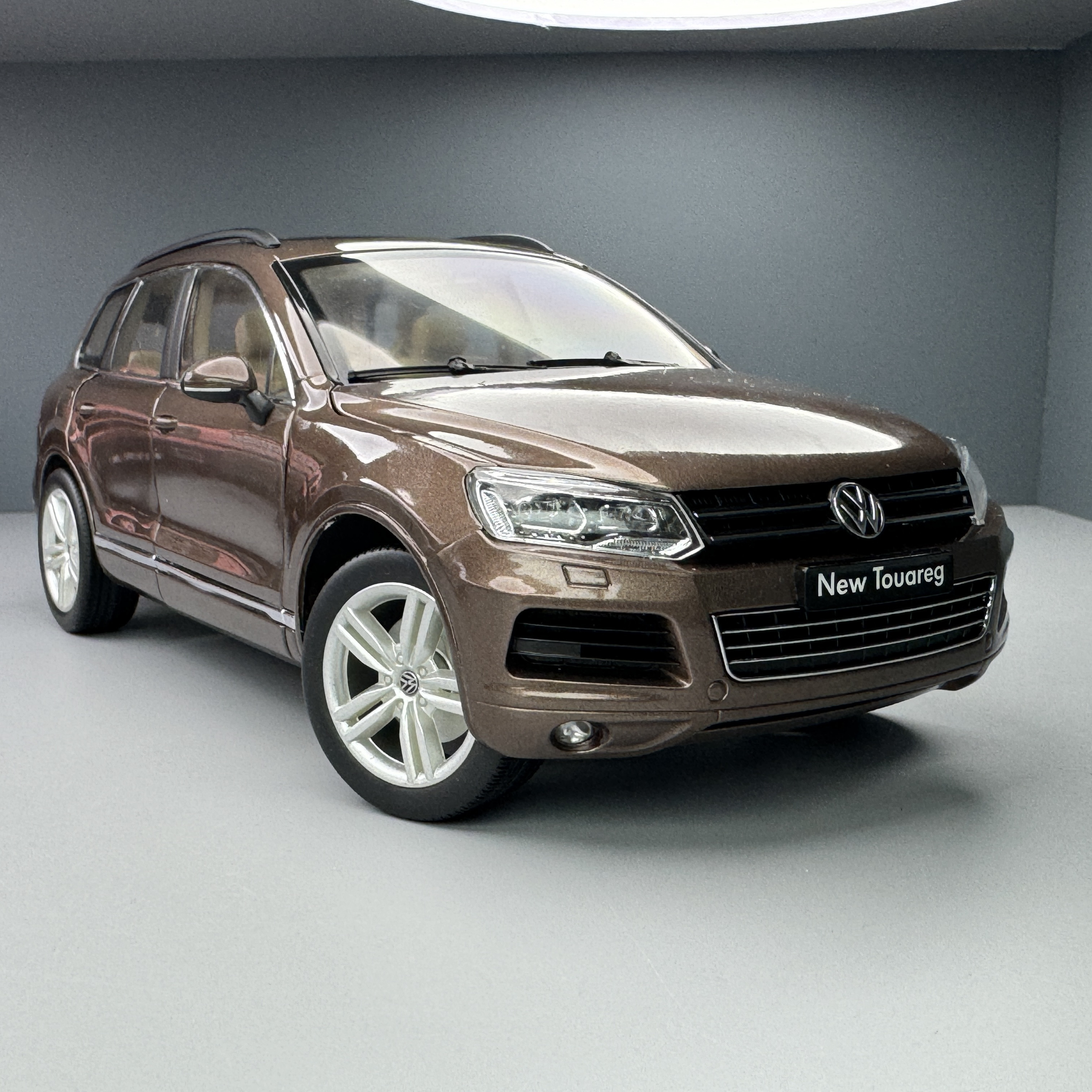 途锐仿真合金汽车模型