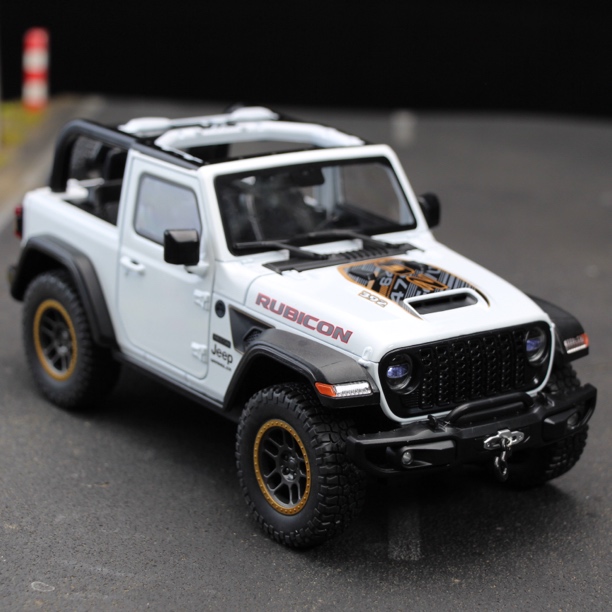 牧马人 切诺基 大指挥官 指南者仿真合金汽车模型