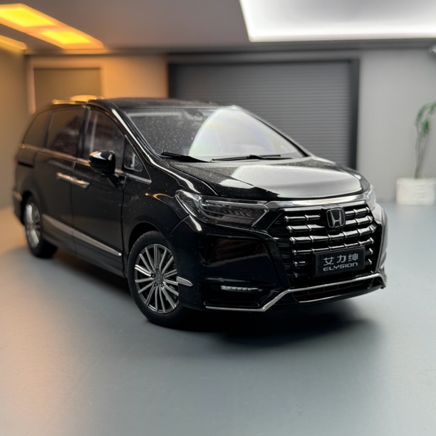 艾力绅仿真合金汽车模型