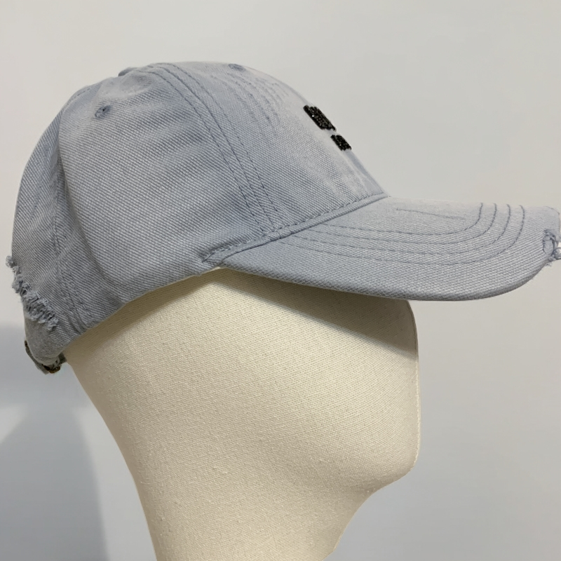 浅蓝黑钻标G款破洞毛边牛仔棒球帽
