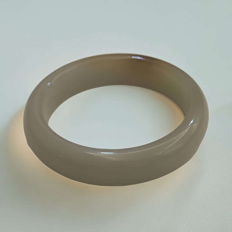 和田玉新疆山料且末高青白手镯精美女款