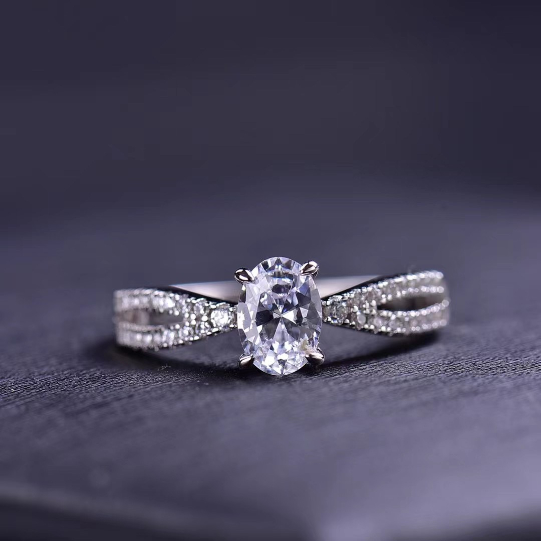 925银莫桑石银制品 莫桑戒【情人泪】1克拉D色莫桑石女款气质