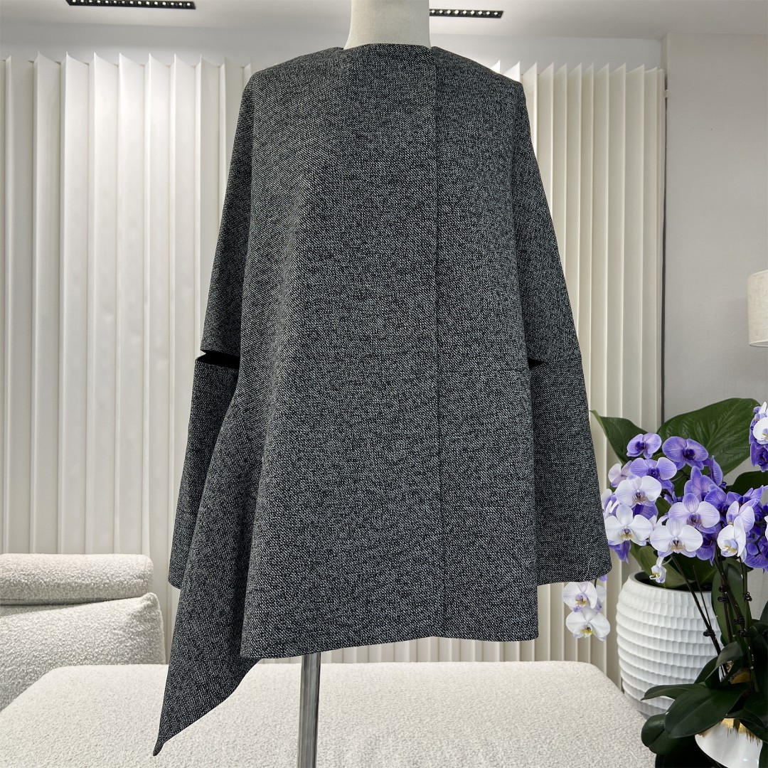 大牌拼色编织羊毛廓形剪裁斗篷外套女