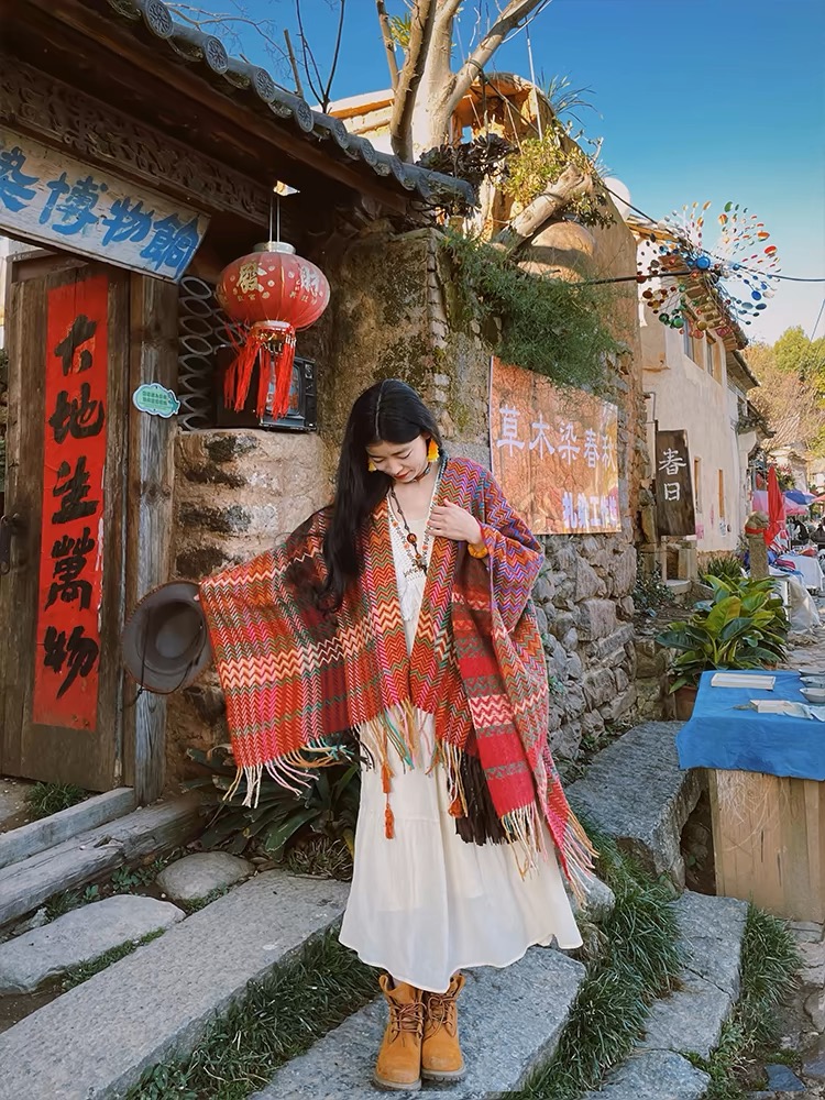 054专属连接民族风旅游披肩旗春秋百搭时尚网红同款显瘦穿搭