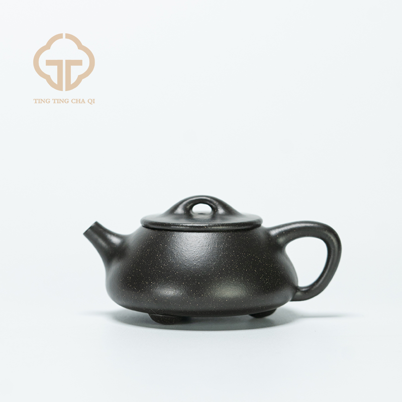 龙德堂|小石瓢 吴水勤制 九龄君子兰  86cc 紫砂壶