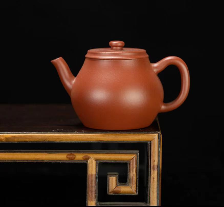 珽珽甄选平盖梨形壶