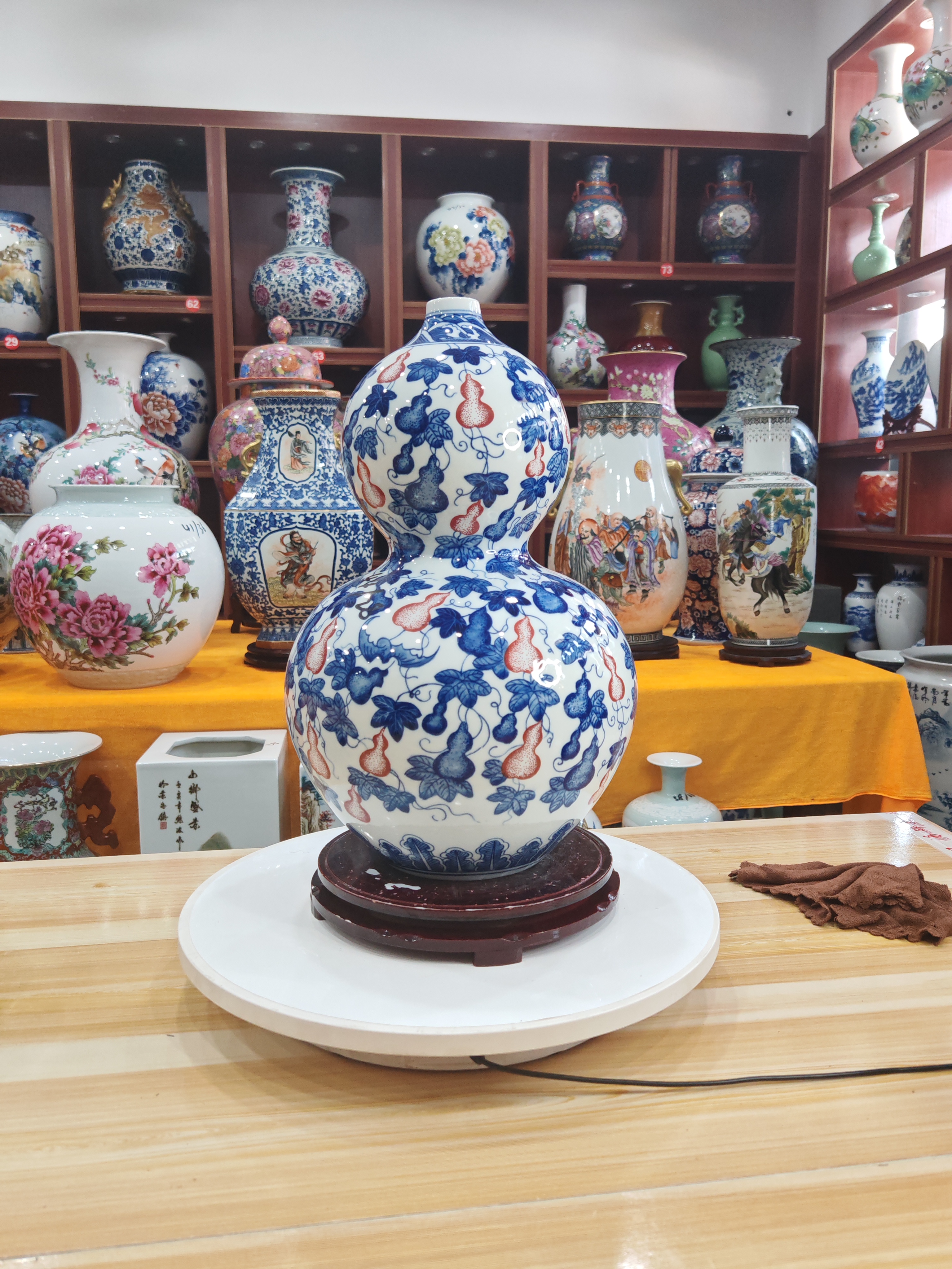 景德镇陶瓷青花釉里红宝葫芦