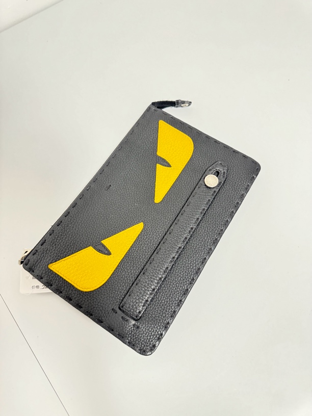 95新 FENDI/芬迪 95新芬迪小怪兽手拿包