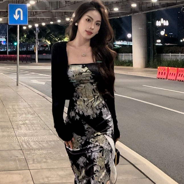 新款秋季毛毛外套纯色简约百搭气质搭配连衣裙气质短外套女带垫肩