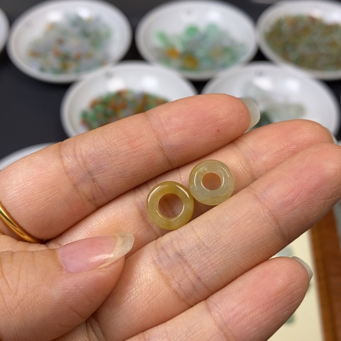 【闪购商品】石榴石手链银S925镶嵌我****?
