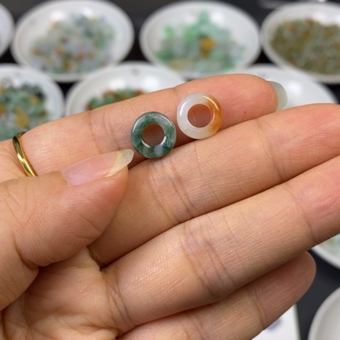 【闪购商品】翡翠颈饰未镶嵌嗷****的