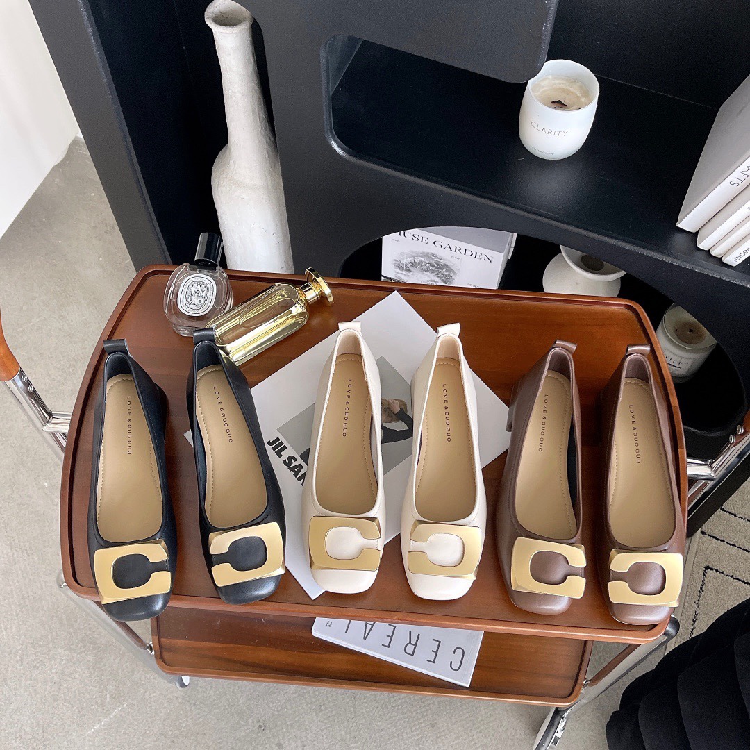 【断码清仓】气质时尚百搭低跟法式粗跟韩版方扣软底高跟鞋201061