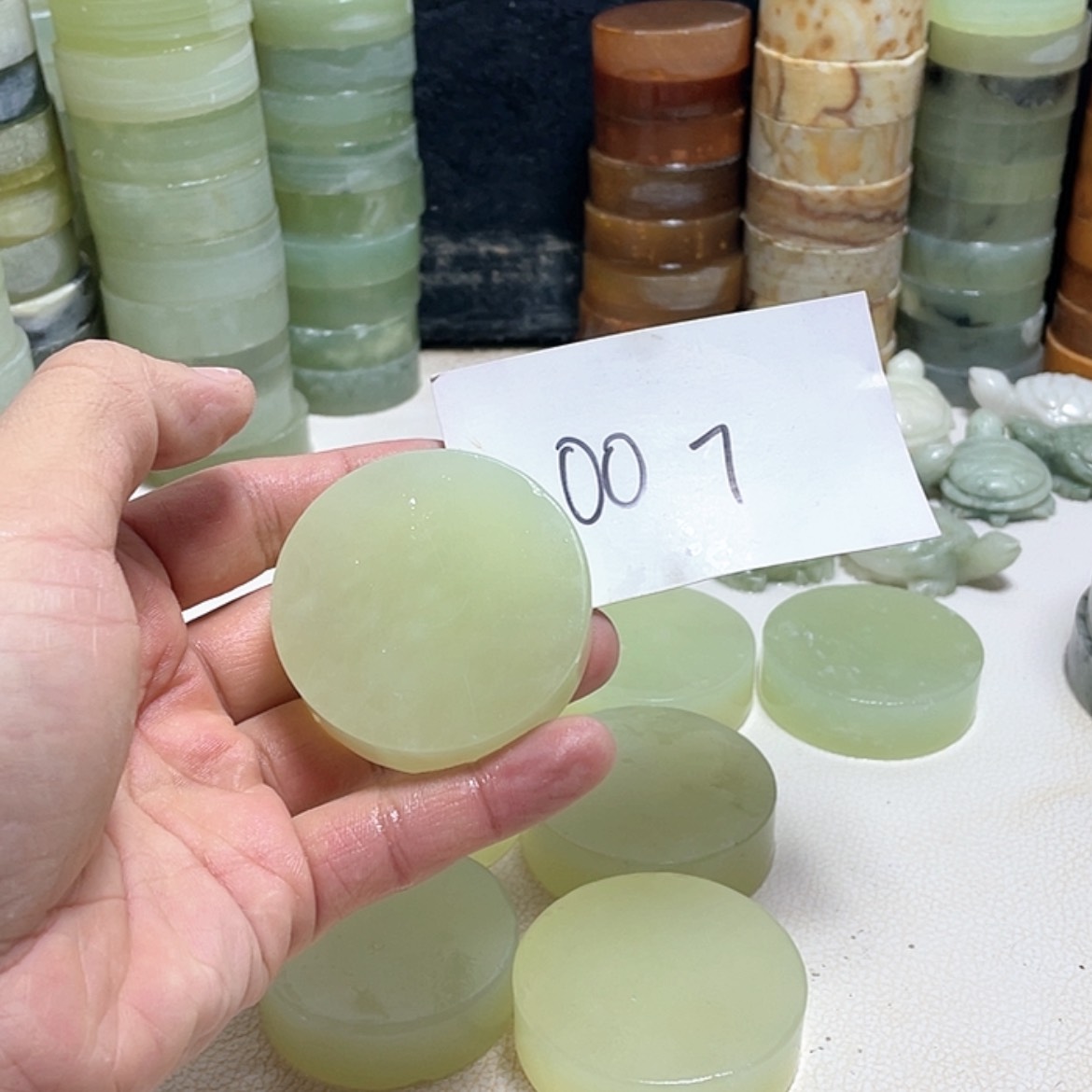 【闪购商品】蛇纹石玉珠宝半成品未镶嵌凌*志