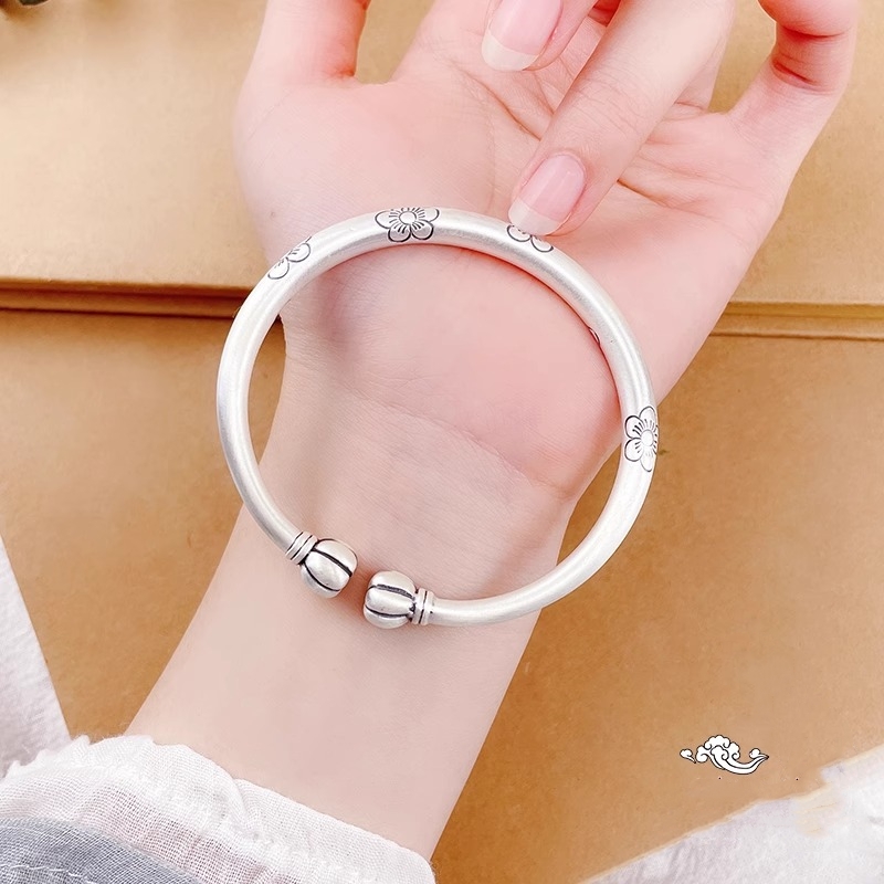 足银手镯 多福南瓜头银手镯女9999纯银复古梅花开口足银贵妃镯子