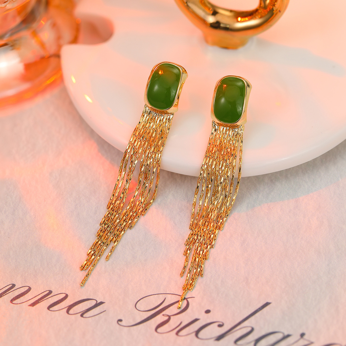 铜合金耳饰 A141-轻奢高级感绿色流苏耳环个性时尚显瘦气质耳饰