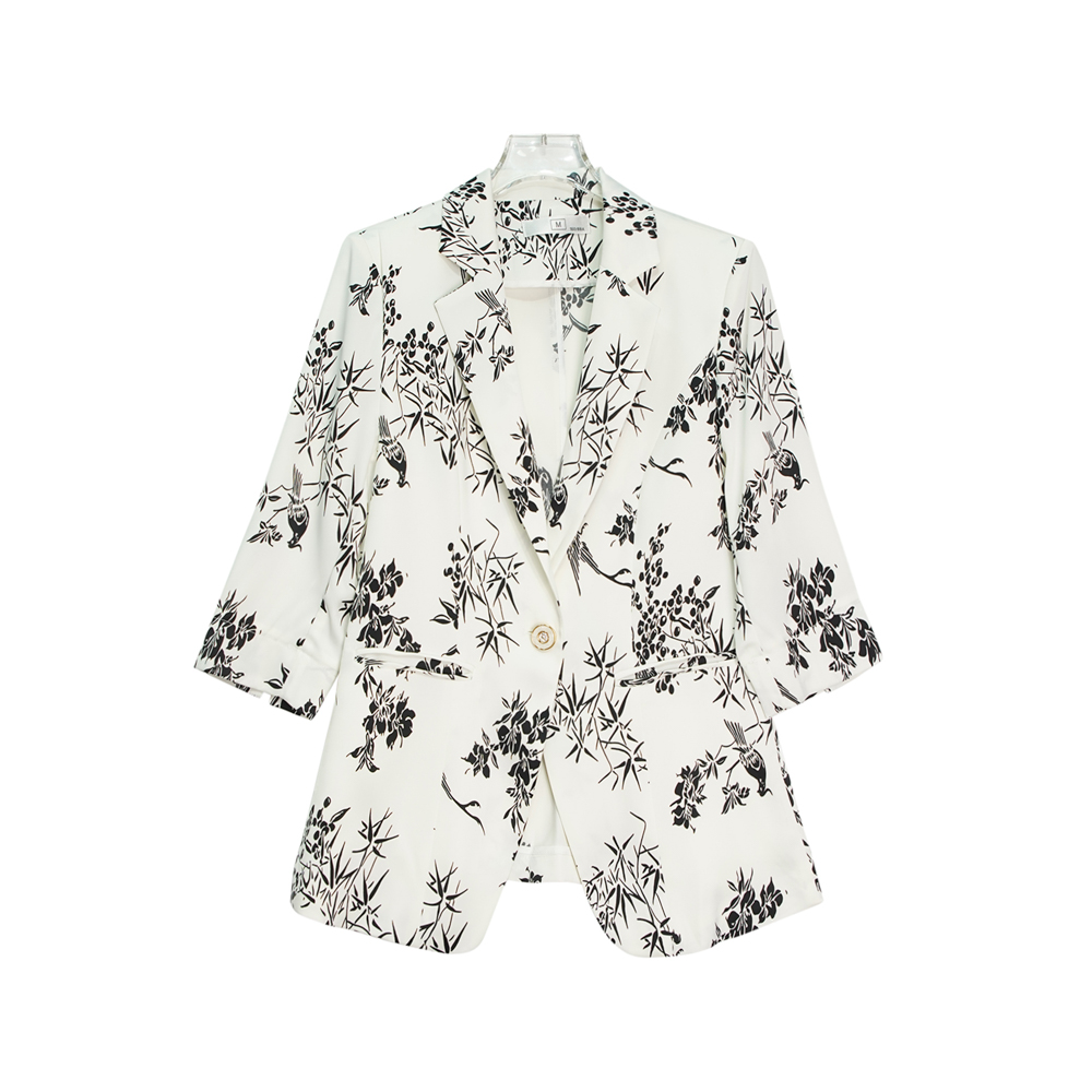 X1675【新款】高级感印花白色修身气质短外套