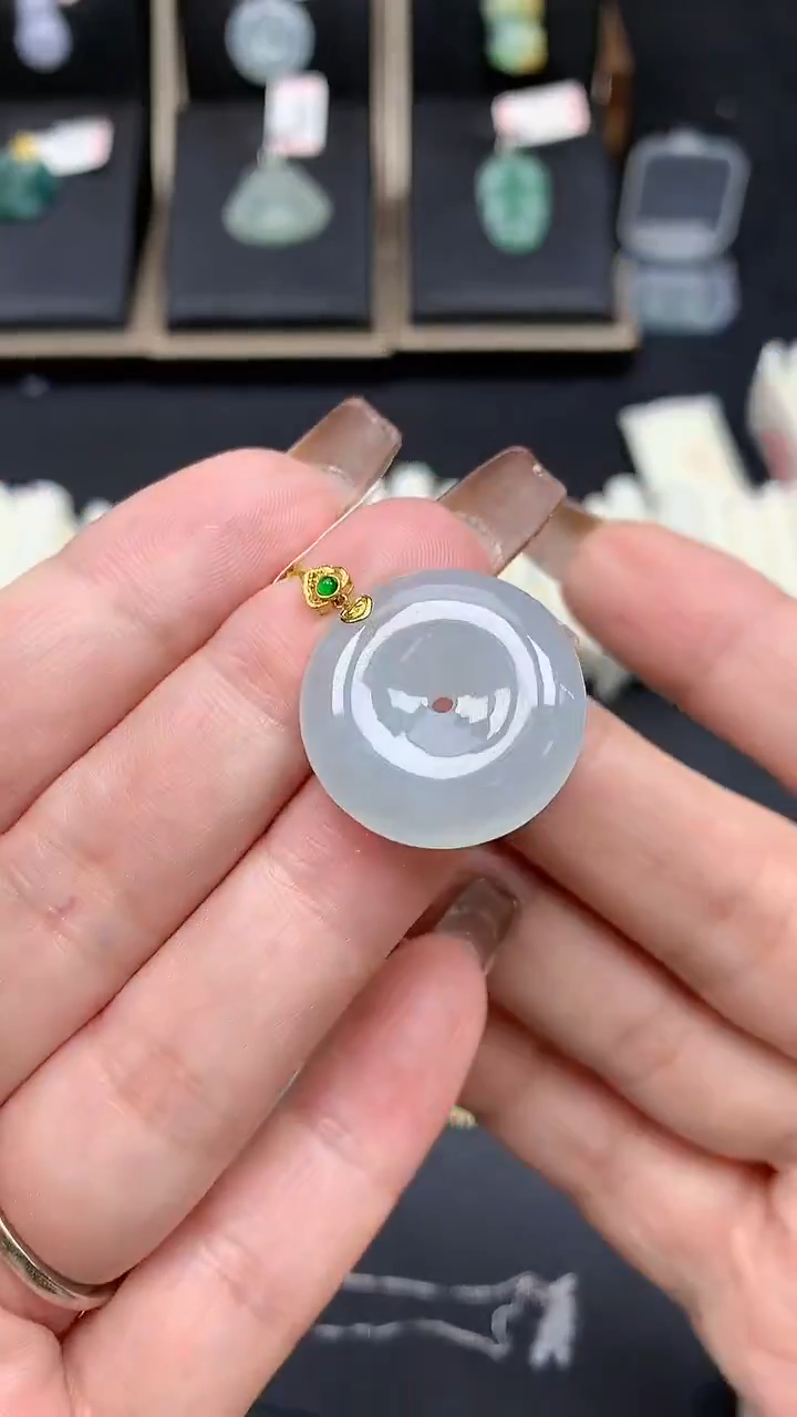 【闪购商品】翡翠吊坠(不含链)18K金镶嵌MS131038