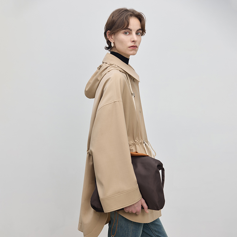 BLUEWEDIAN宽松廓形可调节连帽风衣2024秋季新品卡其色长款外套女