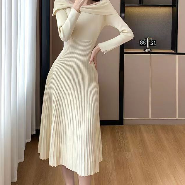 连衣裙显瘦气质长袖针织时尚打底中长款秋冬春秋法式收腰修身过膝