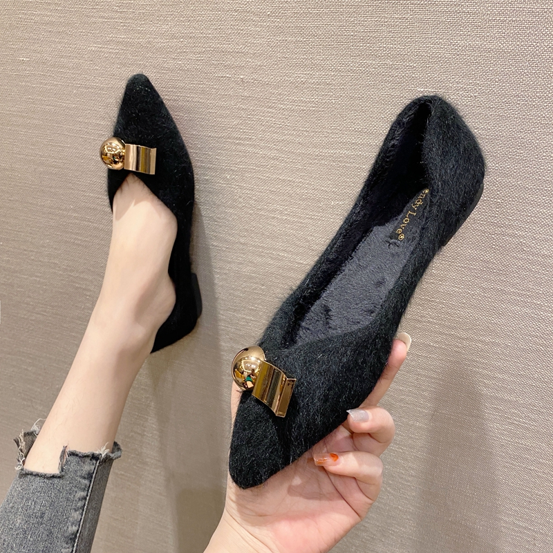 2025秋冬新款平底单鞋女尖头玛丽珍鞋毛毛棉鞋女外穿加绒大码女鞋