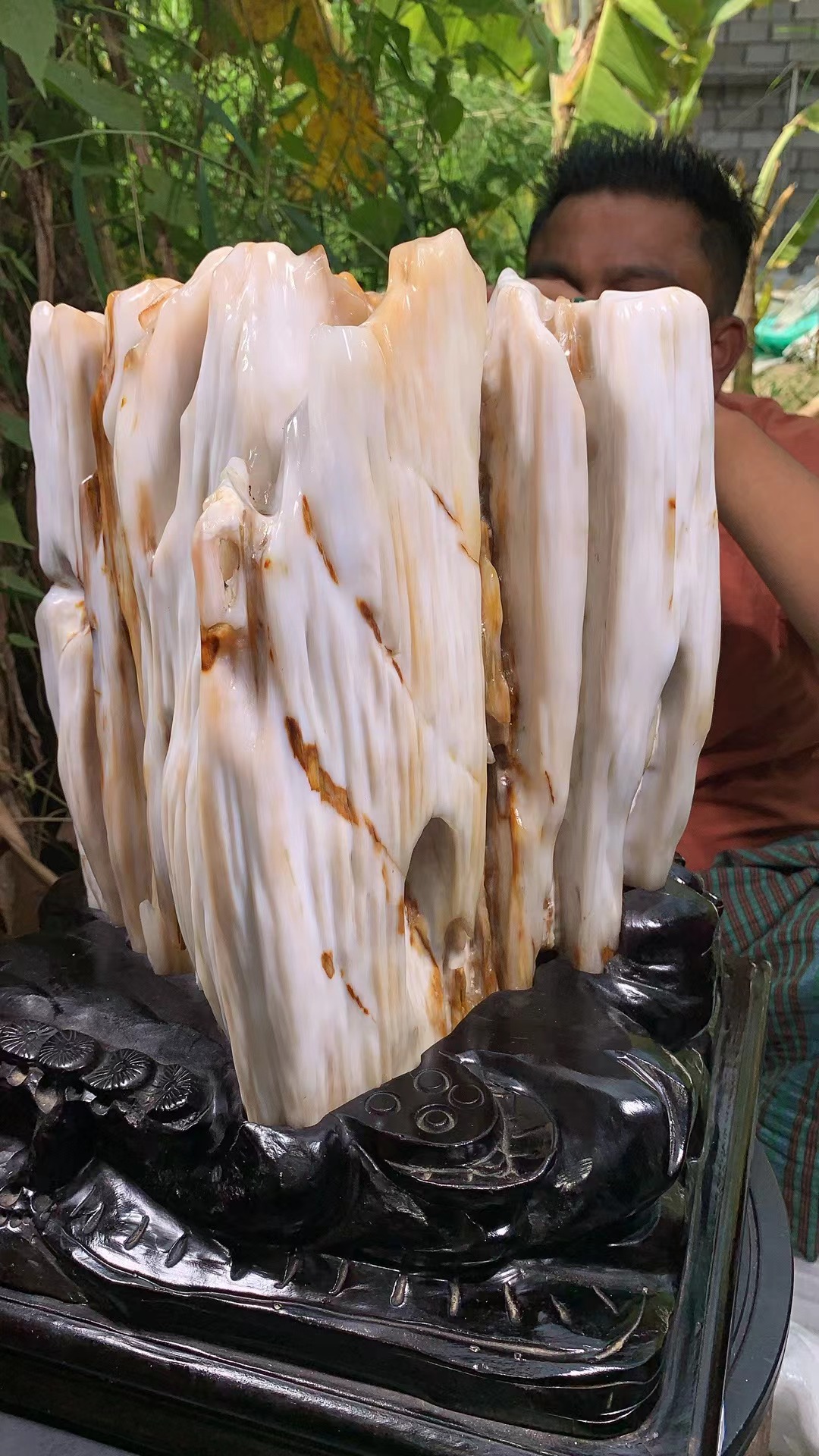 精美树化玉摆件2024925