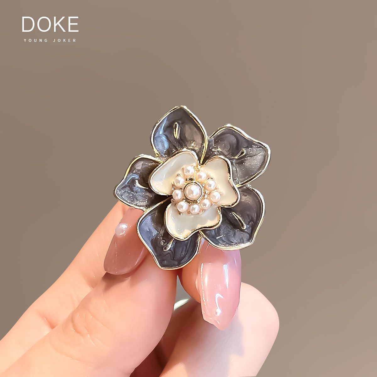 烟灰蓝花朵胸针女高档防走光别针扣气质时尚胸花领针开衫配饰百搭