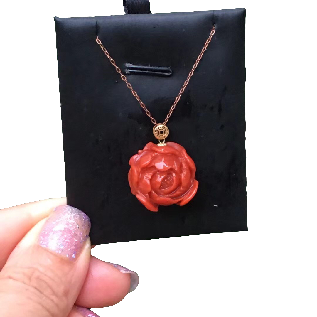 瓦西南红牡丹花吊坠 饱满18k金扣头 直径18x9.8 重5.3克 精美