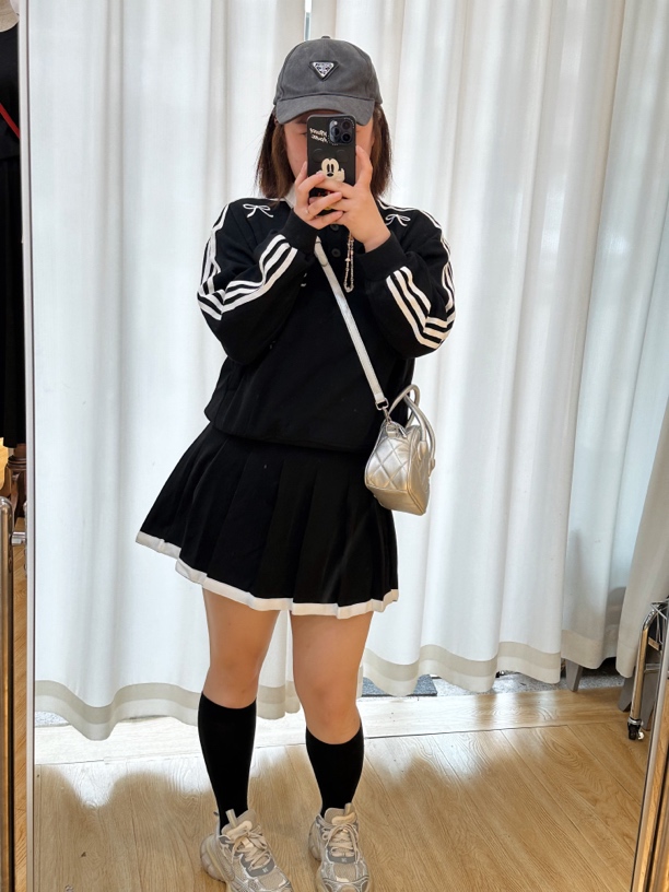 大码蝴蝶结百褶短裙套装