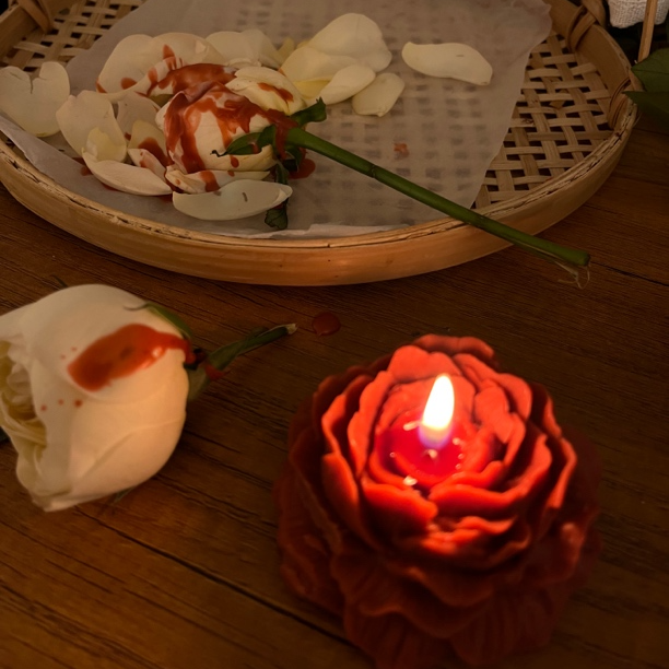 【可嘀】血色玫瑰 42香薰蜡烛摆件（有鎏金）