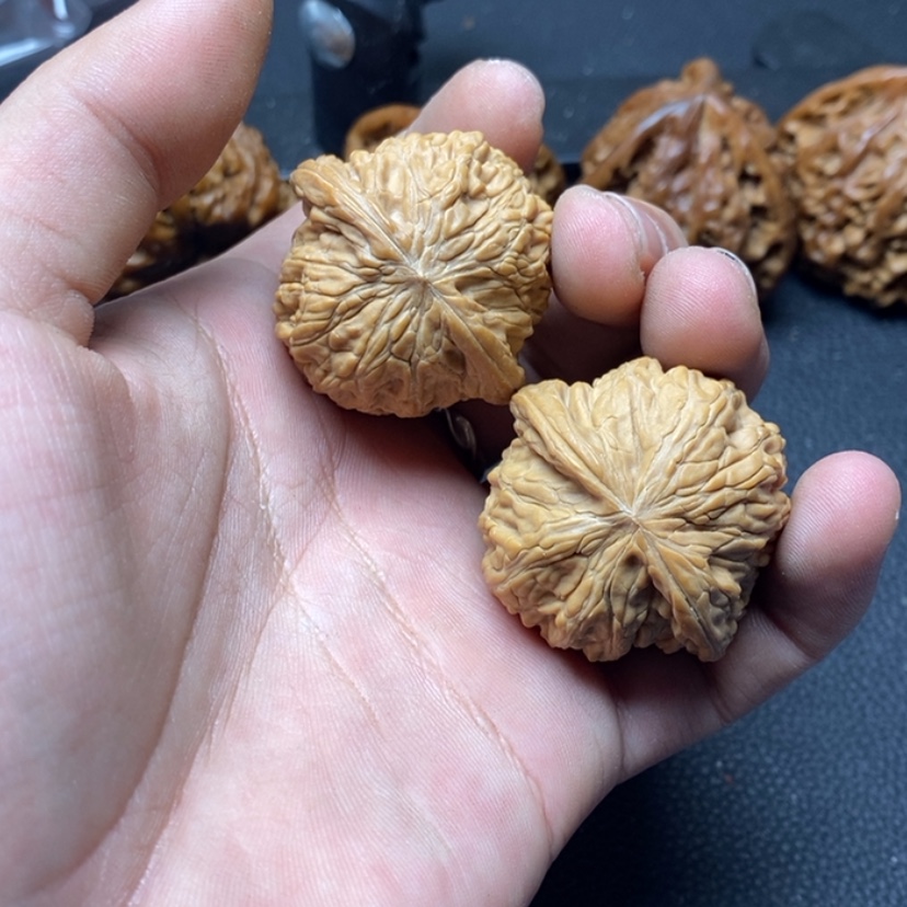 【闪购商品】文玩核桃吊坠袁*11