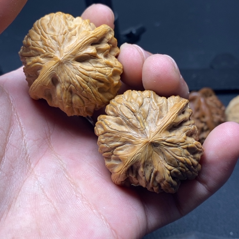 【闪购商品】文玩核桃吊坠滴***哒14